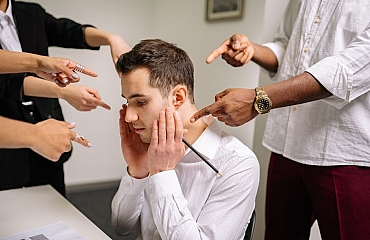 Stressklachten herkennen: verschil met overspannenheid en burnout